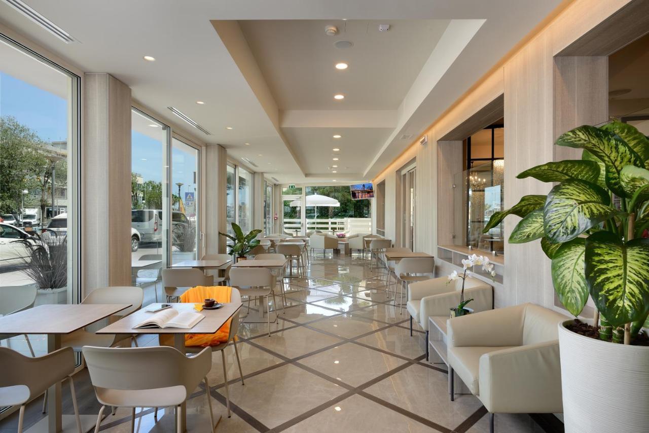 Hotel Marilena Riccione Exterior foto