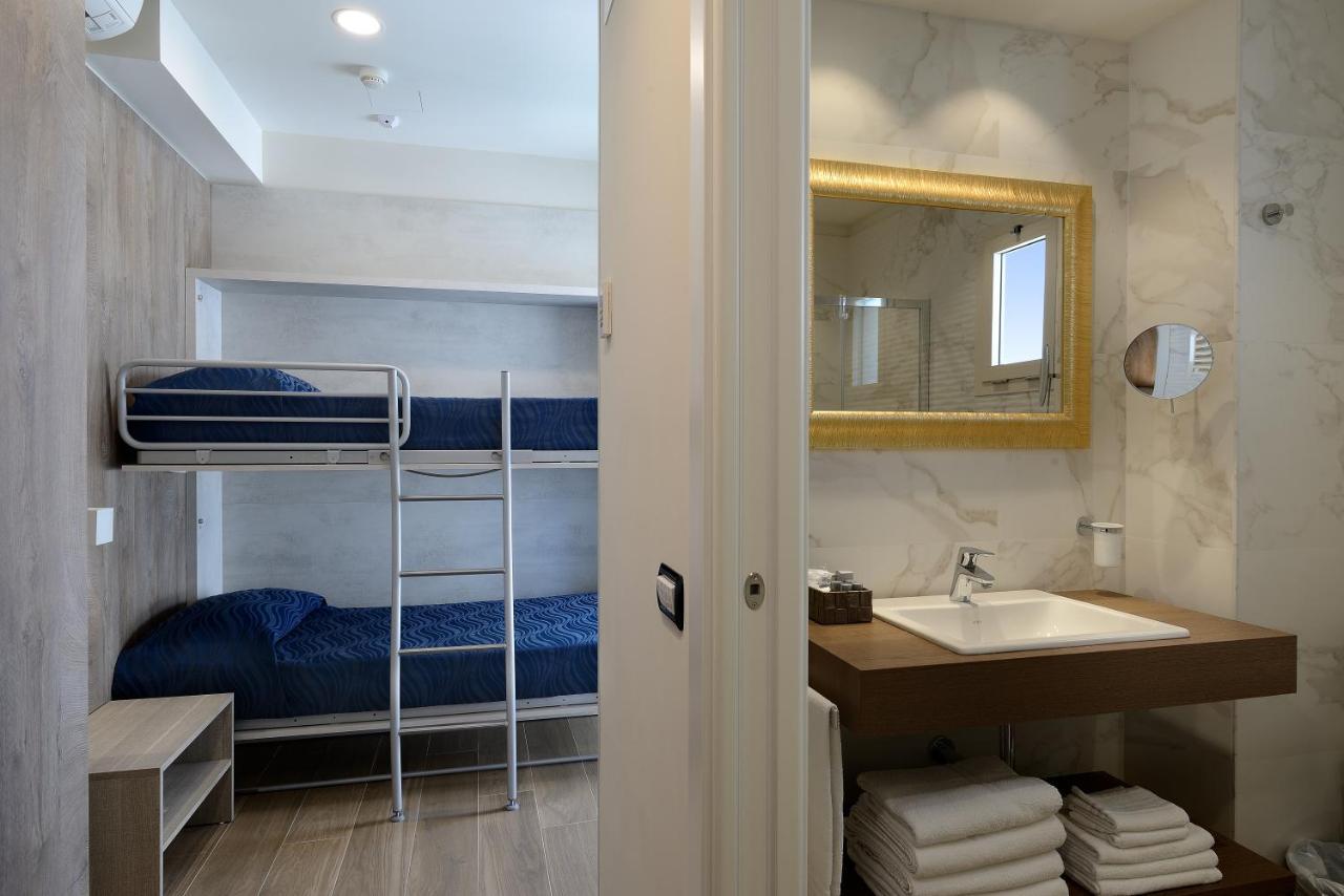 Hotel Marilena Riccione Exterior foto