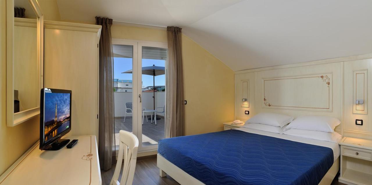 Hotel Marilena Riccione Exterior foto